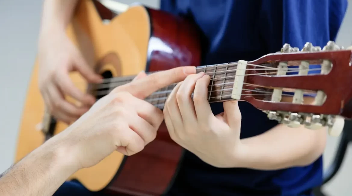 nauka gry na gitarze